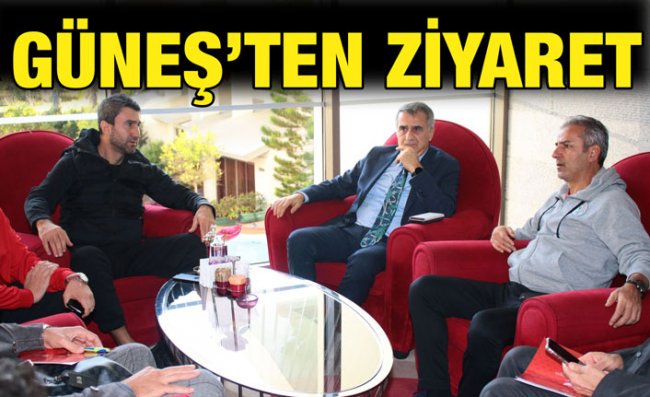 Şenol Güneş, Çaykur Rizespor'un Kampını Ziyaret Etti