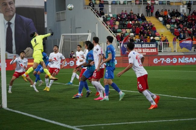 Çaykur Rizespor Yılı Beraberlikle Bitirdi