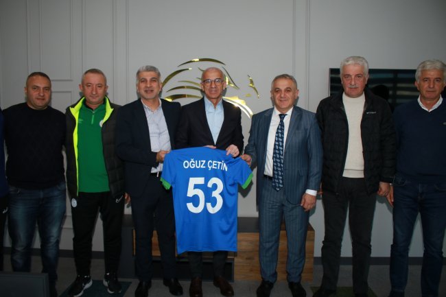 Oğuz Çetin Çaykur Rizespor’u Ziyaret Etti